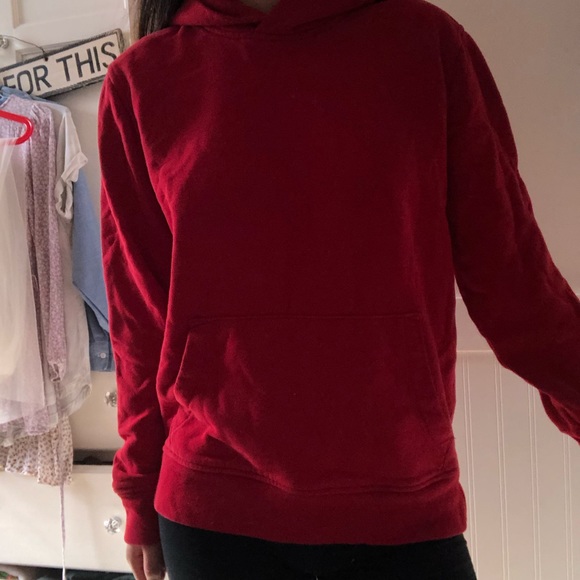 men’s basic thick red gap hoodie - Picture 4 of 4
